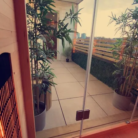 Leilighet Penthouse With Sauna, Balcony And Free Coffe