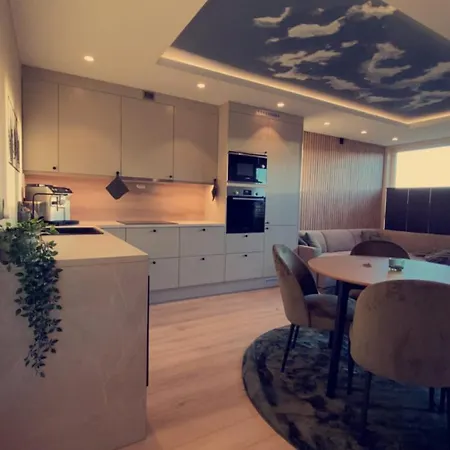 Penthouse With Sauna, Balcony And Free Coffe * Берген