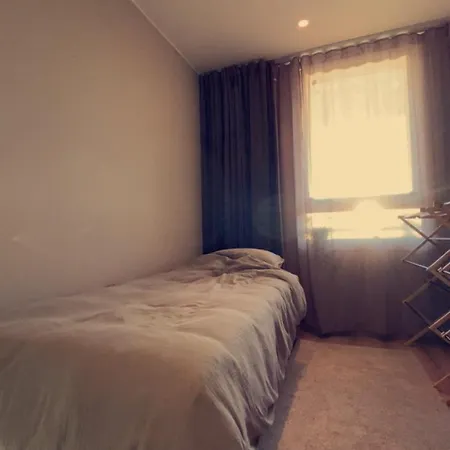 Penthouse With Sauna, Balcony And Free Coffe Берген